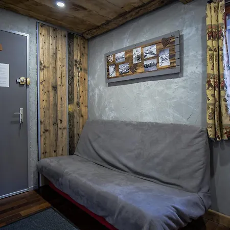 Avec Balcon Au Centre De La Station, Proche Des Remontees Mecaniques Apartament